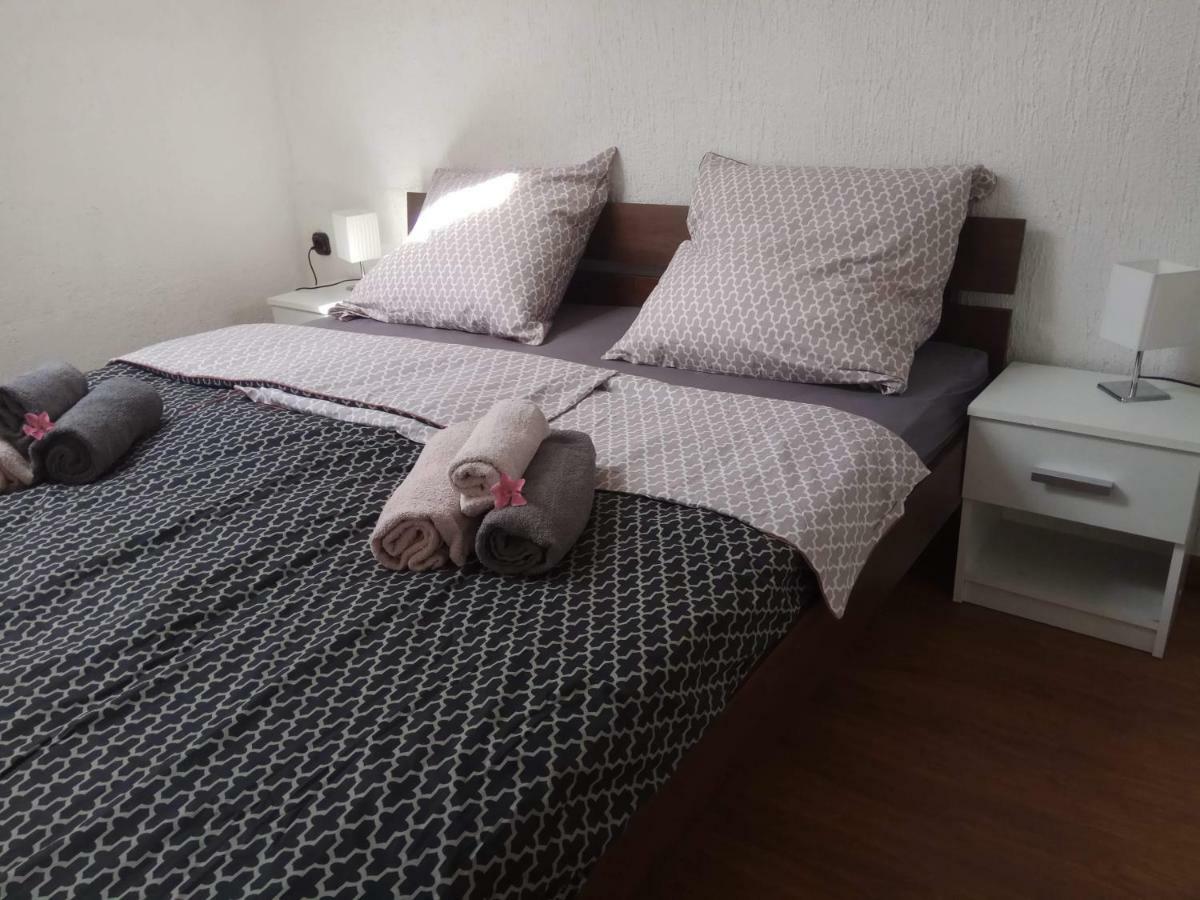 Apartman Slava 迪斯诺 外观 照片